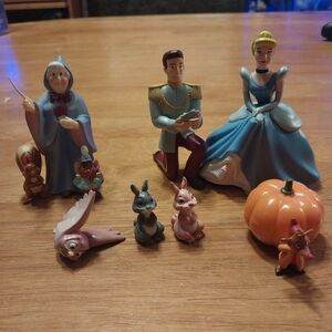 Disney Princess Cinderella Figurine Set